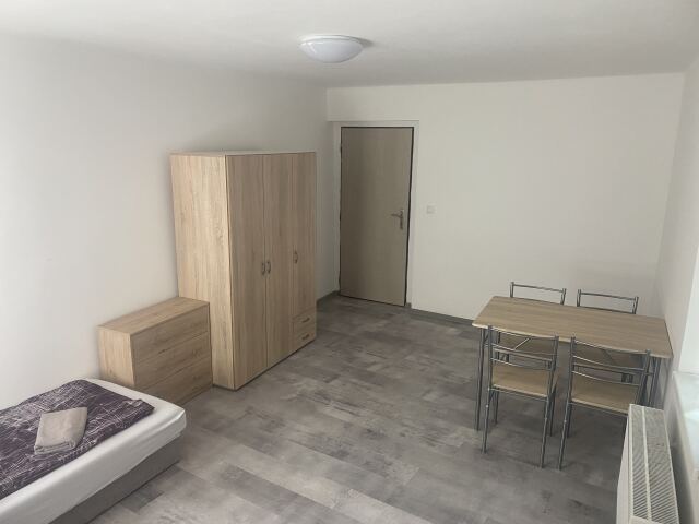 Pronájem pokoje 18 m², Bradlecká Lhota